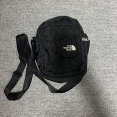 THE NORTH FACE ショルダーバッグ ブラックのサムネイル