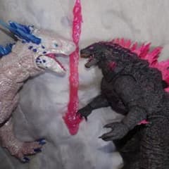 Hiya Toys ハイヤトイズ ゴジラ エヴォルヴ 2024&シーモ - メルカリ