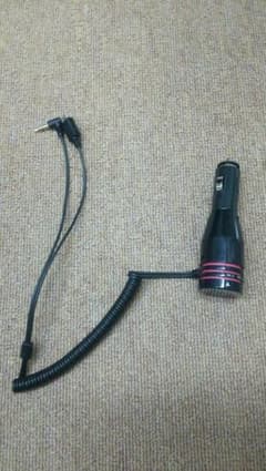 充電用USBコード付 FMトランスミッター ジャンク品のサムネイル