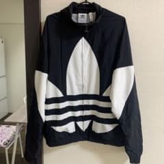 adidas originals ナイロンジャケットのサムネイル