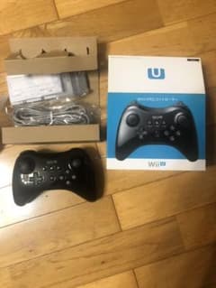 Nintendo WII U PRO コントローラ KUROのサムネイル