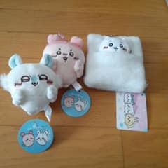 ちいかわ　古本屋モモンガ、お布団リールマスコットのサムネイル