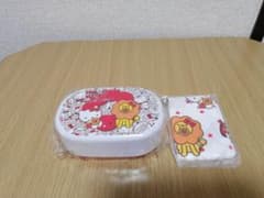 ミスタードーナツ　キティちゃんお弁当箱のサムネイル