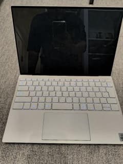 DELL XPS ノートパソコン バックライト付きキーボード ジャンク16GBのサムネイル