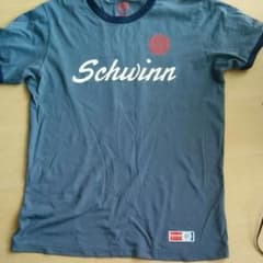 ユニクロ SCHWINN リンガーシャツのサムネイル