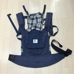 エルゴ　抱っこ紐のサムネイル