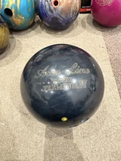 ナノデス アキュラインツアープレミアム8 ボウリング ボール 15ポンド