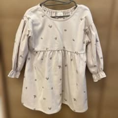 最終値下げ✴︎SIMPLE FREE 花柄ワンピース 100のサムネイル