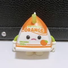 ジュースボックスボーイ　ピラミッドパック オレンジ