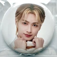 seventeen セブチカフェ cafe 缶バッジ 缶バッチ ジュン 文俊輝 - メルカリ