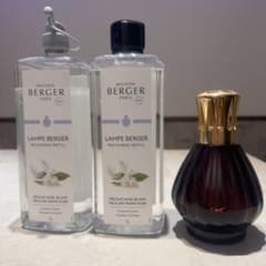 【正規品】ジャスミン　1本　ホワイトムスク　1本　ランプベルジェ　新品未使用 ランプベルジェ アロマオイル 1000ml ホワイトムスク 2本セット+ランプ