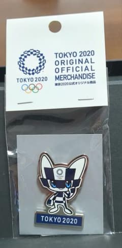 東京2020 マスコットピンバッジ - メルカリ