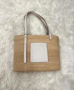 LOEWE SQUARE BASKET SMALL BAG ベージュのサムネイル