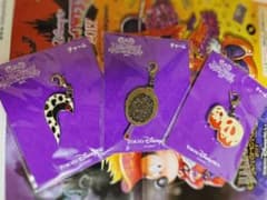 Disney Halloween2017 ヴィランズ手下チャームのサムネイル