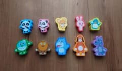 ベイビーバス　知育玩具 キャラクター 色合わせ積み木 10個セット