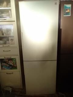 値下げ25000円→8500円SJ−PD27B-W 白2016年製270㍑のサムネイル
