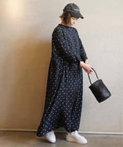 お値下げ★ジャーナルスタンダードラックス　ドット ampleプルワンピースのサムネイル