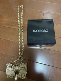 INGEBORG リボン ネックレス ゴールド ロングネックレス 箱付きのサムネイル