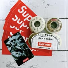 【新品】Supreme spitfire wheels ウィール　シュプリームのサムネイル