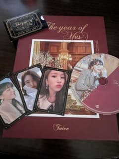 「The year of Yes」  TWICEのサムネイル