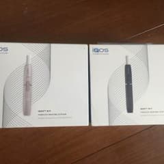 アイコス 本体  本日発送  白 黒 二個セットのサムネイル
