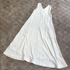 UN3D. アンスリード ビッグポケットフレアワンピース 38 白