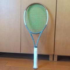 Wilson Blade テニスラケットのサムネイル