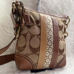 COACH 10542 Signature Stripe ShoulderBag - メルカリ