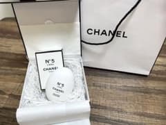 CHANELシャネル　No.5 ロー ハンドクリームのサムネイル