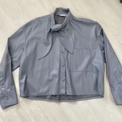 ZARA レザーシャツ ブラウスのサムネイル