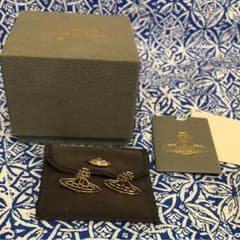 Vivienne Westwood オーブピアスのサムネイル