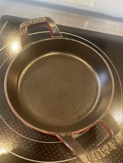 ストウブ オーバルスタッカブルディッシュ 16cm チェリー⁠ 2枚セットのサムネイル