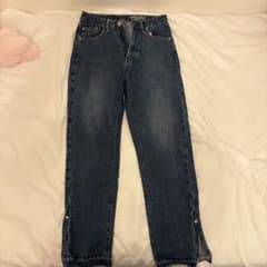 AMERICAN HOLIC デニムパンツ スリット入りのサムネイル