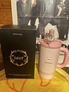 straykids DOIT ポップアップ　タンブラー　ジニレット straykids DOITポップアップ タンブラー ジニレット jiniret - メルカリ