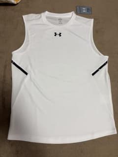 Under Armour ノースリーブシャツ Mサイズのサムネイル