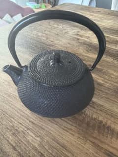 南部鉄器 鉄瓶 アラレ模様 黒 鉄製 急須 茶道具 中古のサムネイル
