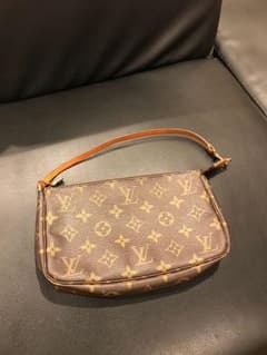 ルイヴィトン アクセサリーポーチ モノグラムのサムネイル