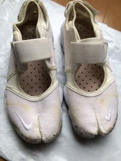 NIKE エアリフト　ナイキ　アイボリーのサムネイル