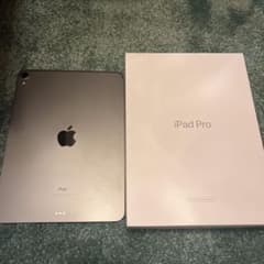 iPad Pro(2018)256GB WiFi 認定整備済製品11インチのサムネイル