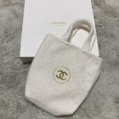 箱ありCHANEL 2024クリスマスコフレノベルティツイードミニトート