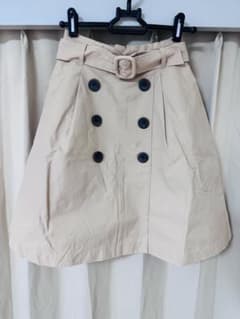 BE RADIANCE ビー ラディエンス【美品】スカートのサムネイル