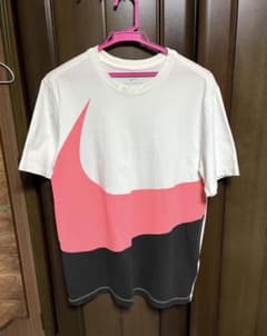 美品 Nike ナイキ ビッグスウッシュ 半袖 Tシャツ 白 ピンク 黒 Lのサムネイル