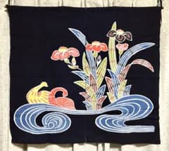藍染木綿 筒描き 暖簾 タペストリー 夫婦鳥に菖蒲 紅型 - メルカリ
