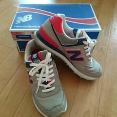 New Balance ML574のサムネイル