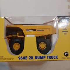 コマツ 960E-2K ダンプトラック 1/50モデル - メルカリ