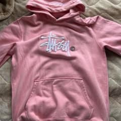 Stüssy ピンク パーカー Mサイズのサムネイル