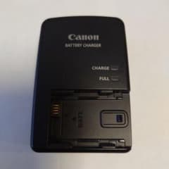 Canon CG-800 バッテリーチャージャーのサムネイル