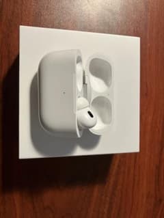 AirPods Pro 第2世代 右耳（R）＋充電ケース 元箱付のサムネイル