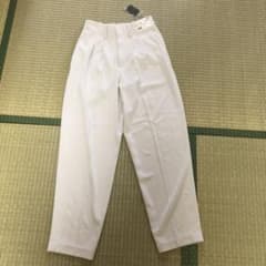 テーパードアンクルパンツ　UNIQLOのサムネイル