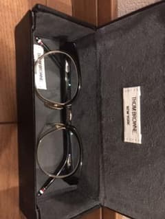 THOM BROWNE TB-702 BLK×GLDのサムネイル